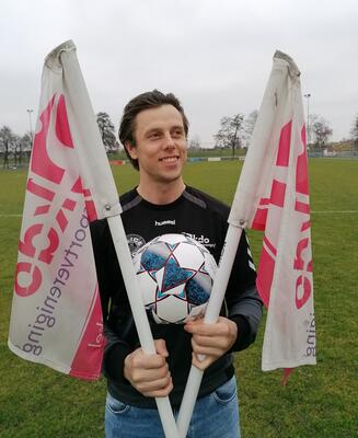 CLOSE UP met Bart Hoving: Spaarvarkens, spinazie en een mislukte salto